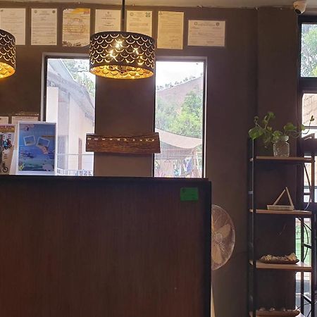 Aj Tourist Inn Coron Zewnętrze zdjęcie